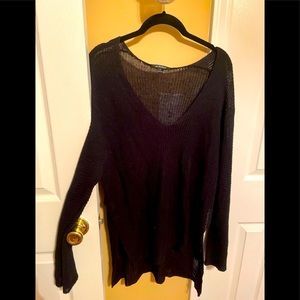 ACROBAT BLACK SWEATER - SIZE MEDIUM